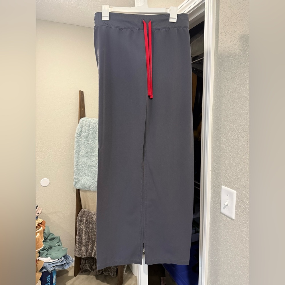 Figs Womens Charcoal scrubs pants